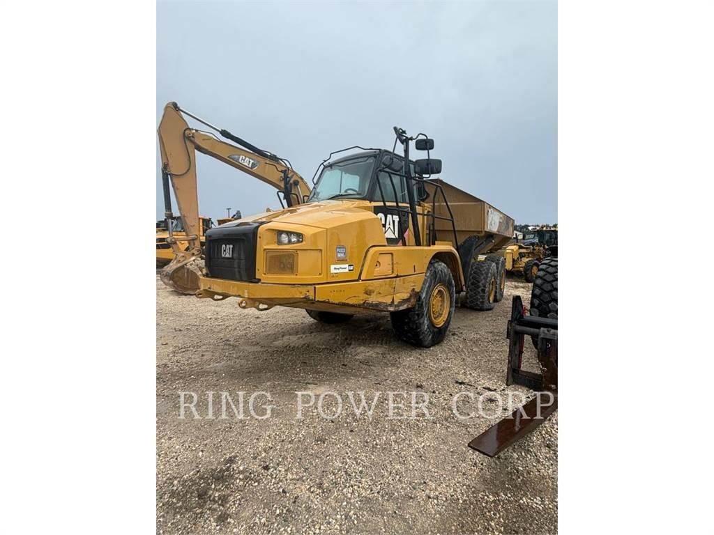 CAT 730CTG 鉸接式起吊車