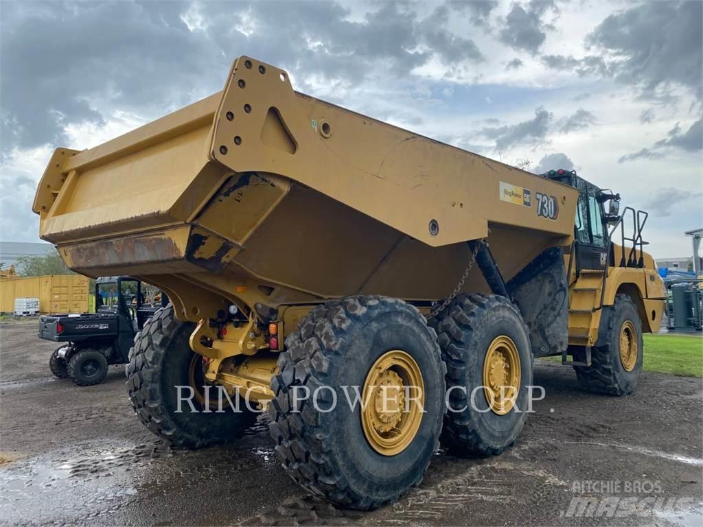 CAT 730TG 鉸接式起吊車