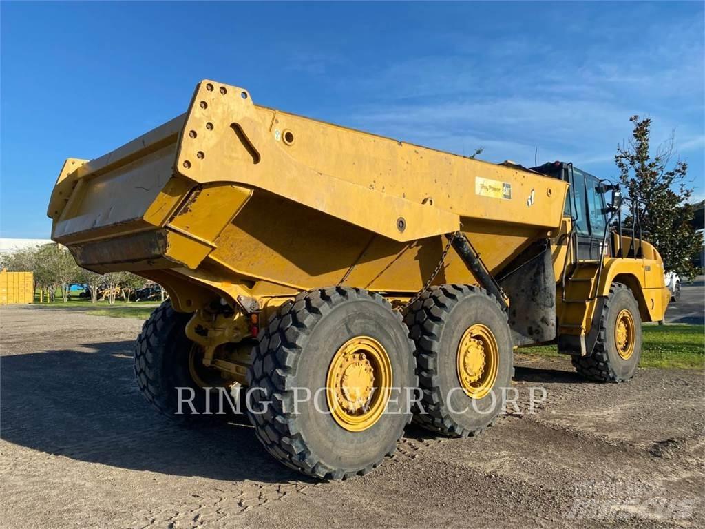 CAT 730TG 鉸接式起吊車