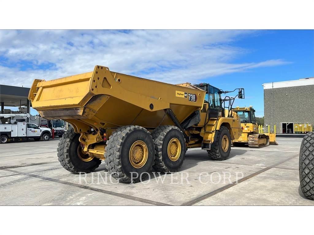 CAT 730TG 鉸接式起吊車