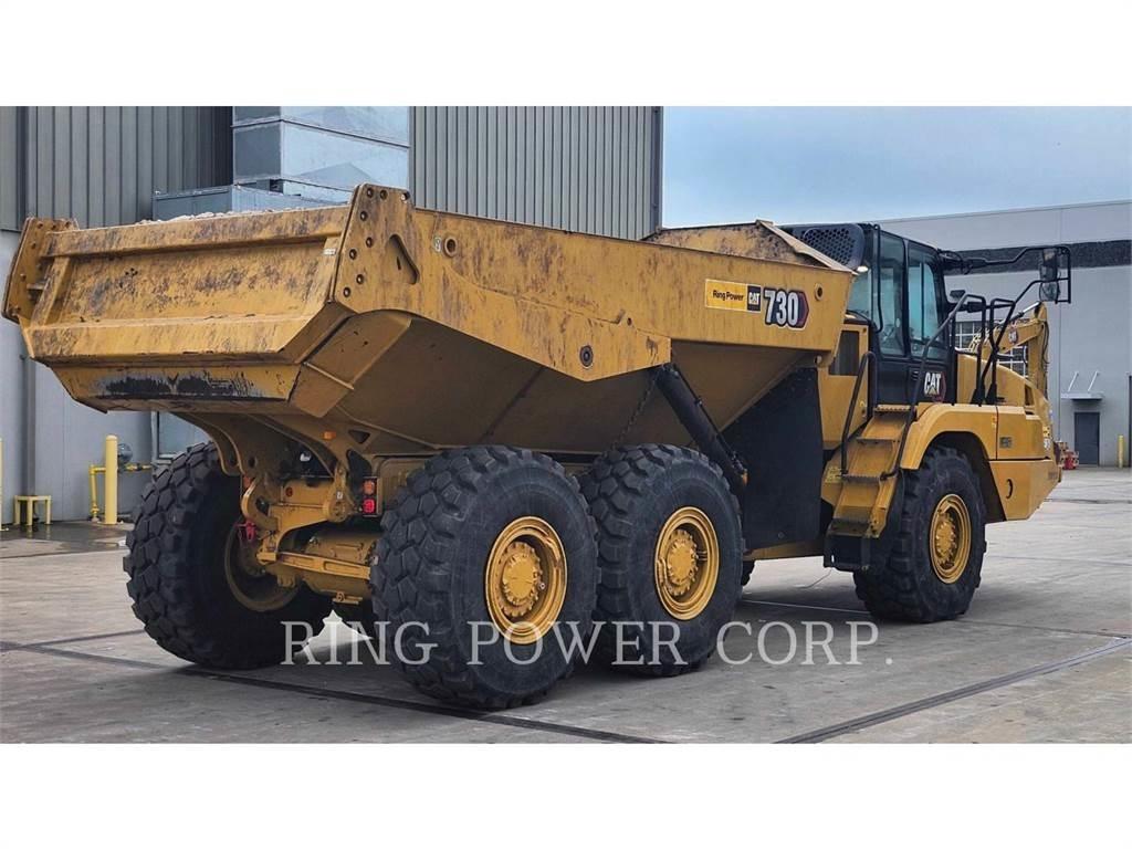 CAT 730TG 鉸接式起吊車