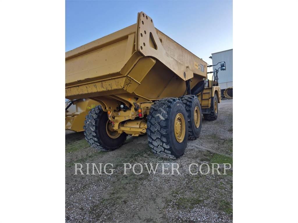 CAT 730TG 鉸接式起吊車