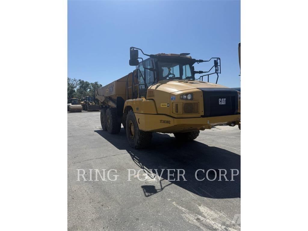 CAT 730TG 鉸接式起吊車