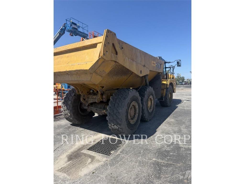 CAT 730TG 鉸接式起吊車