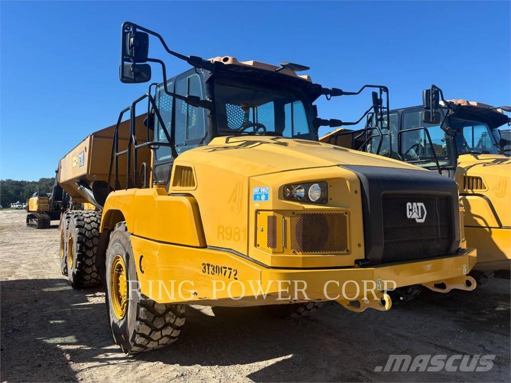 CAT 730TG 鉸接式起吊車