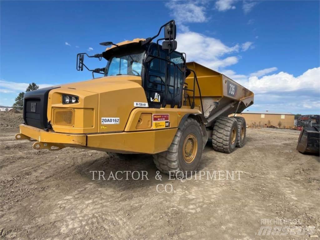 CAT 735 鉸接式起吊車