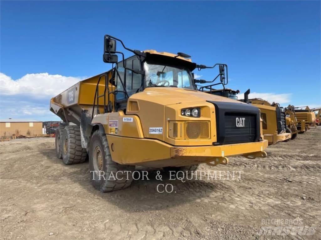 CAT 735 鉸接式起吊車