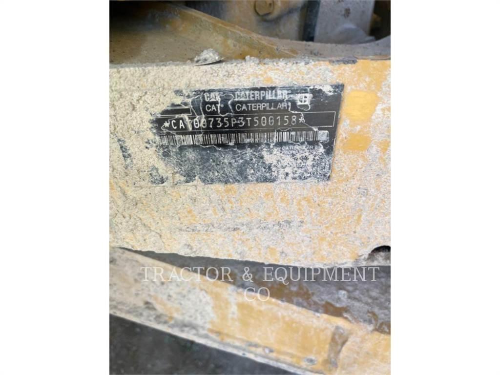 CAT 735 鉸接式起吊車