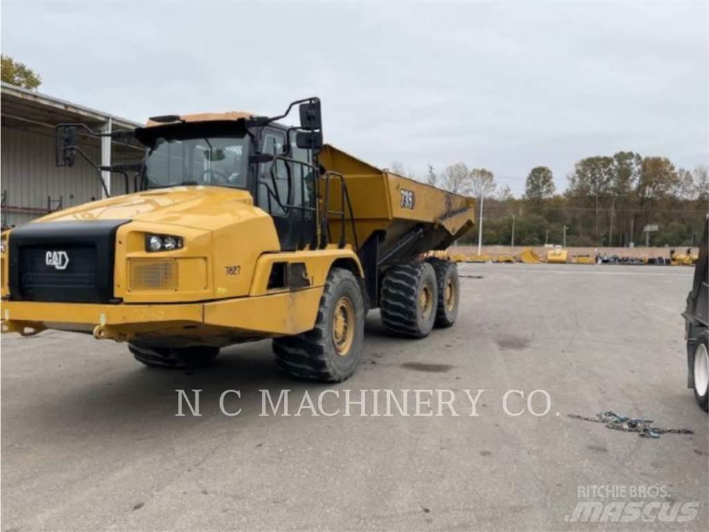 CAT 735 鉸接式起吊車