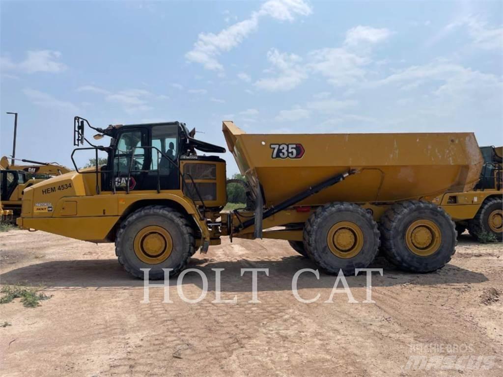 CAT 735 鉸接式起吊車
