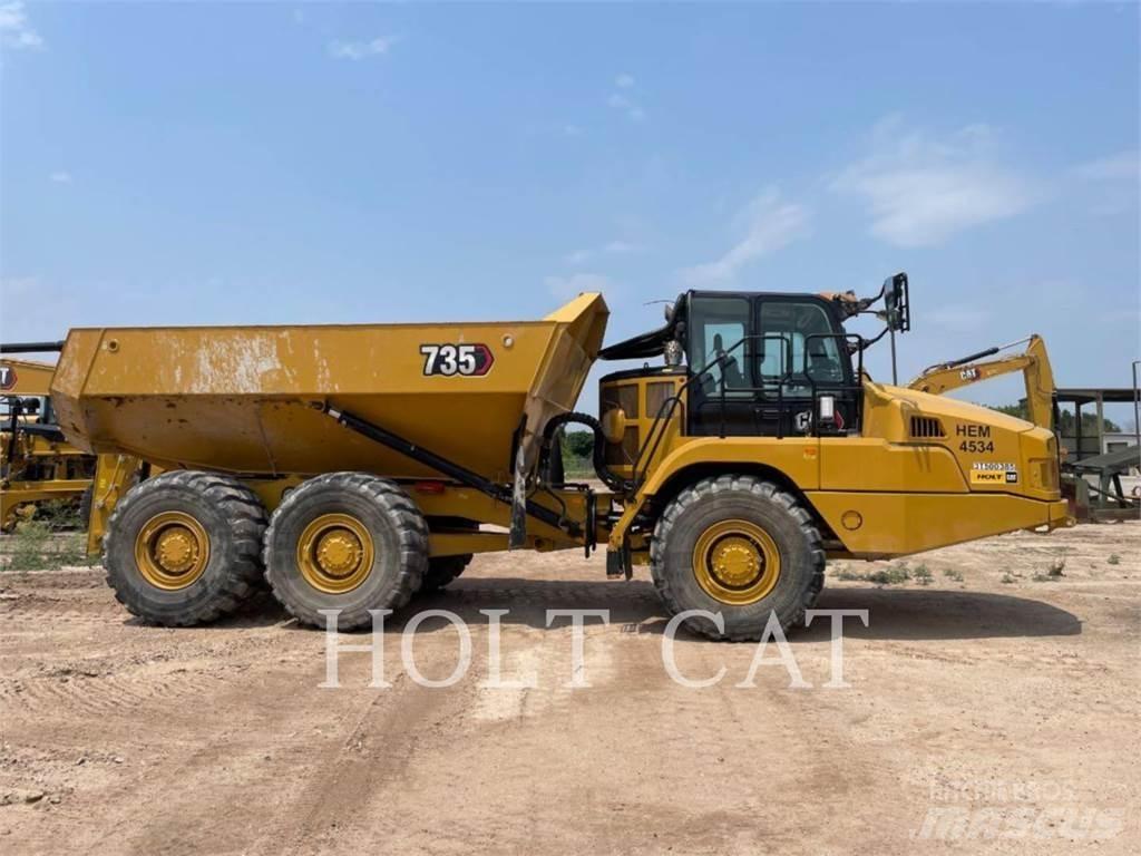 CAT 735 鉸接式起吊車