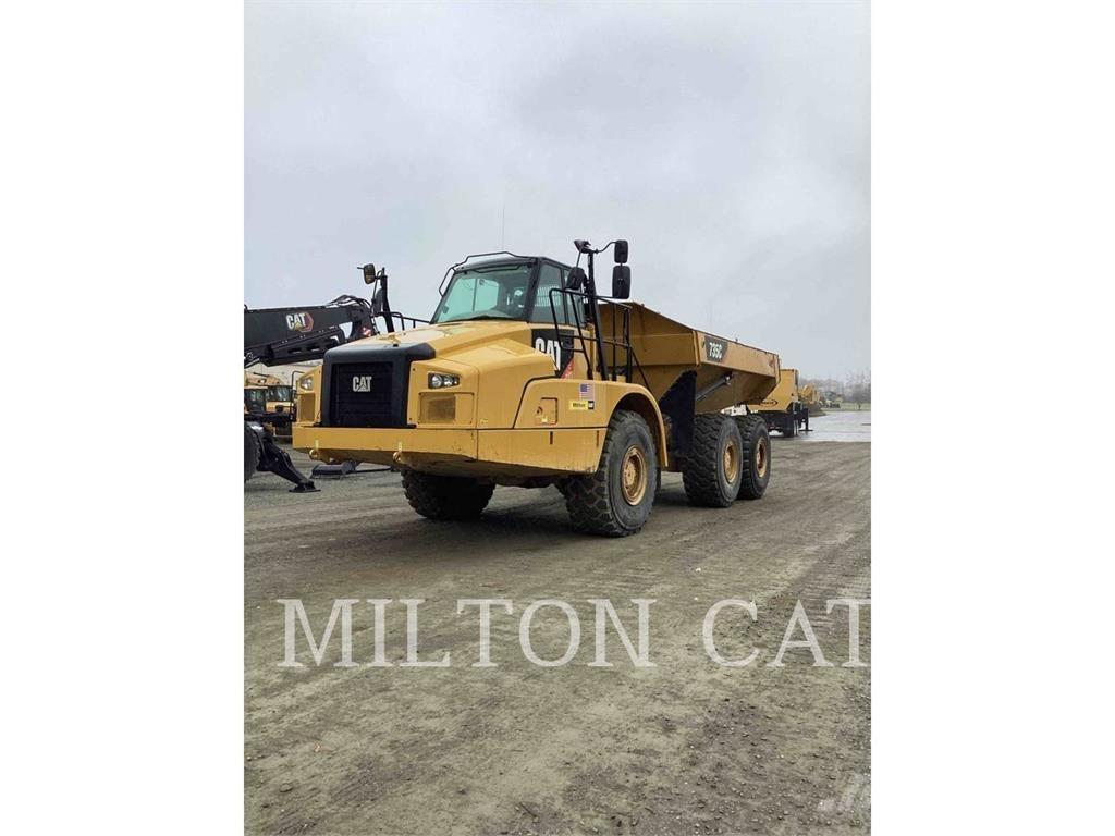 CAT 735C 鉸接式起吊車