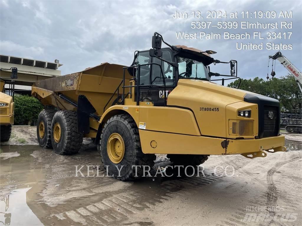 CAT 740 鉸接式起吊車