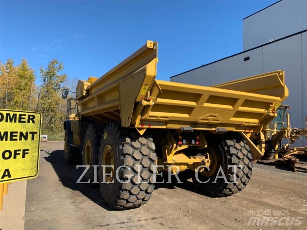 CAT 740-04EJ 鉸接式起吊車