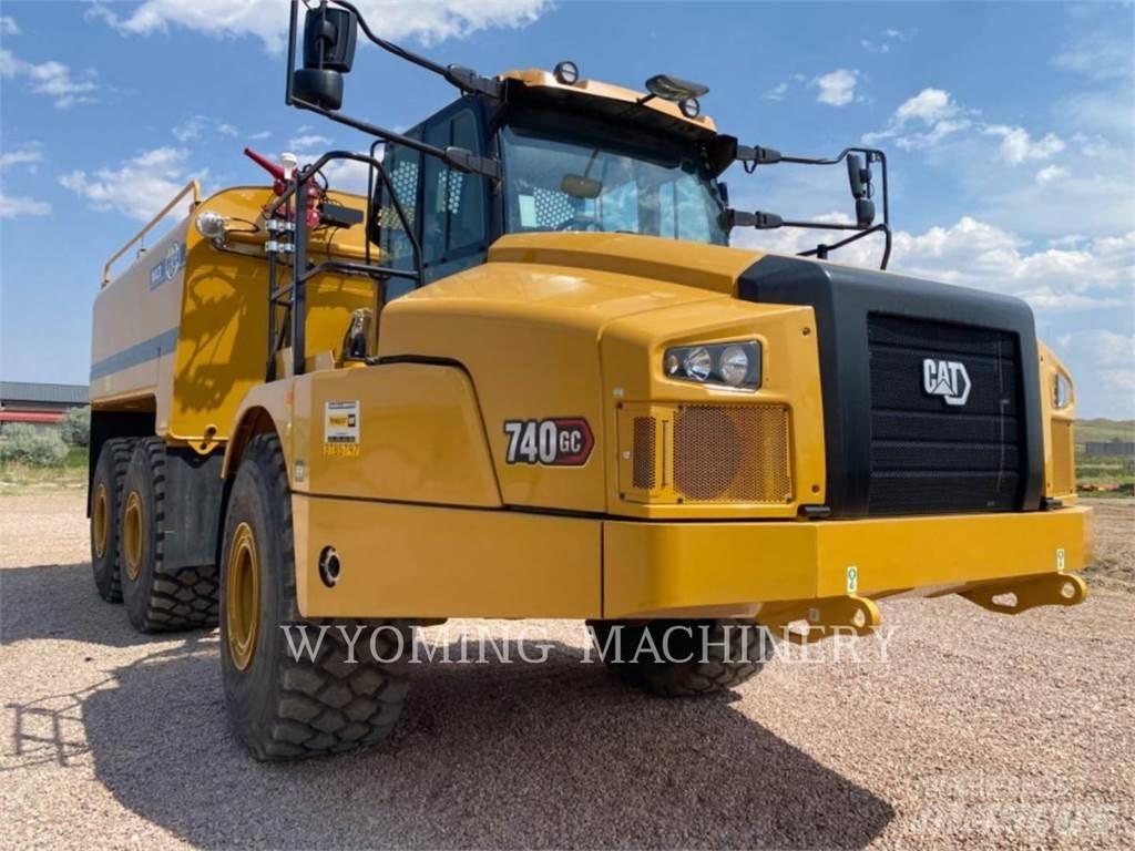 CAT 740 GC 鉸接式起吊車
