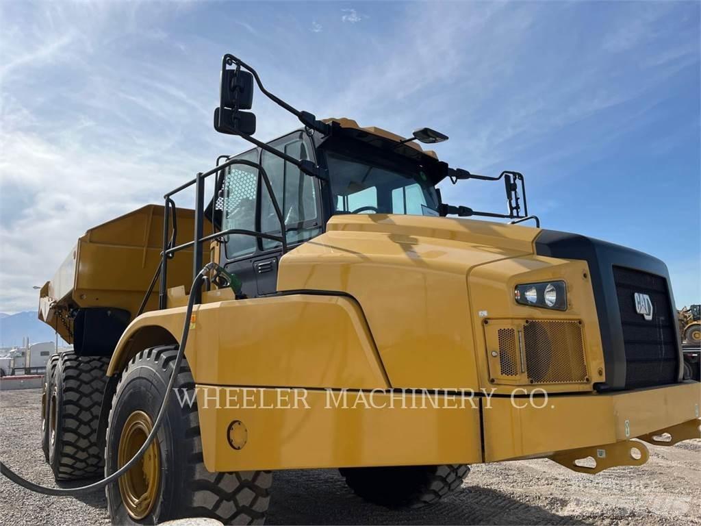 CAT 740 GC TG 鉸接式起吊車