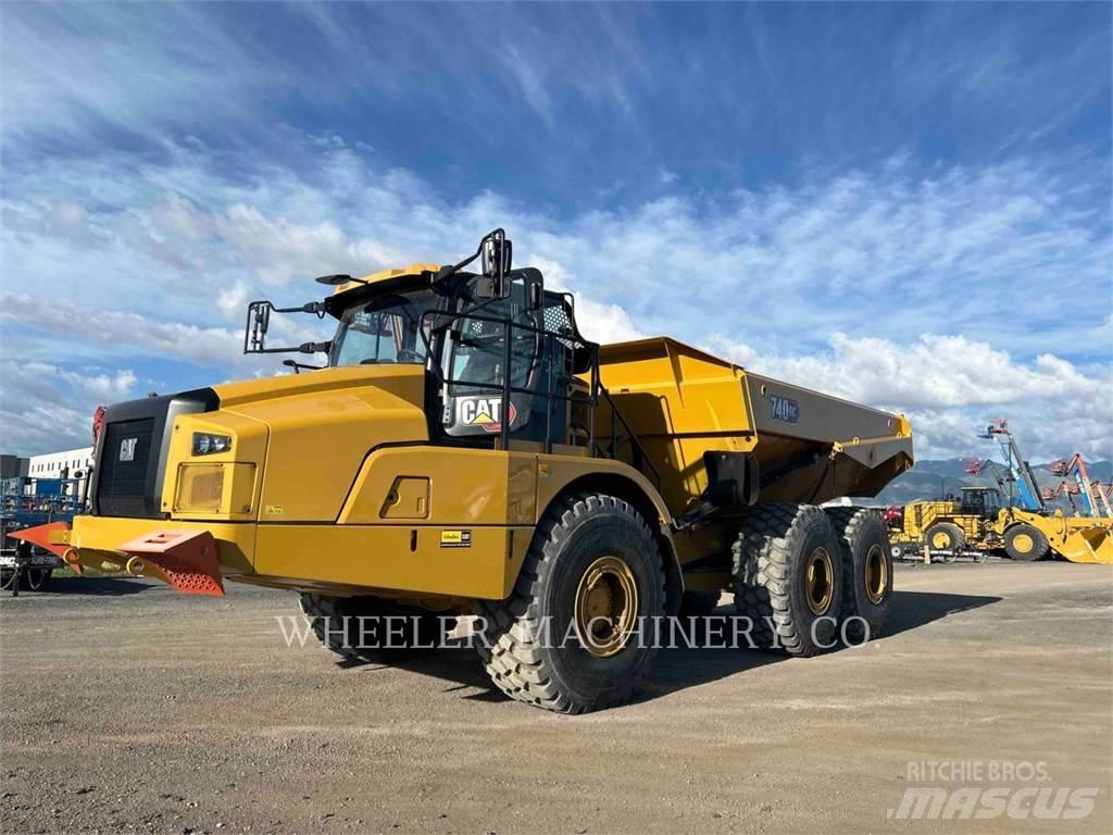 CAT 740 GC TG 鉸接式起吊車