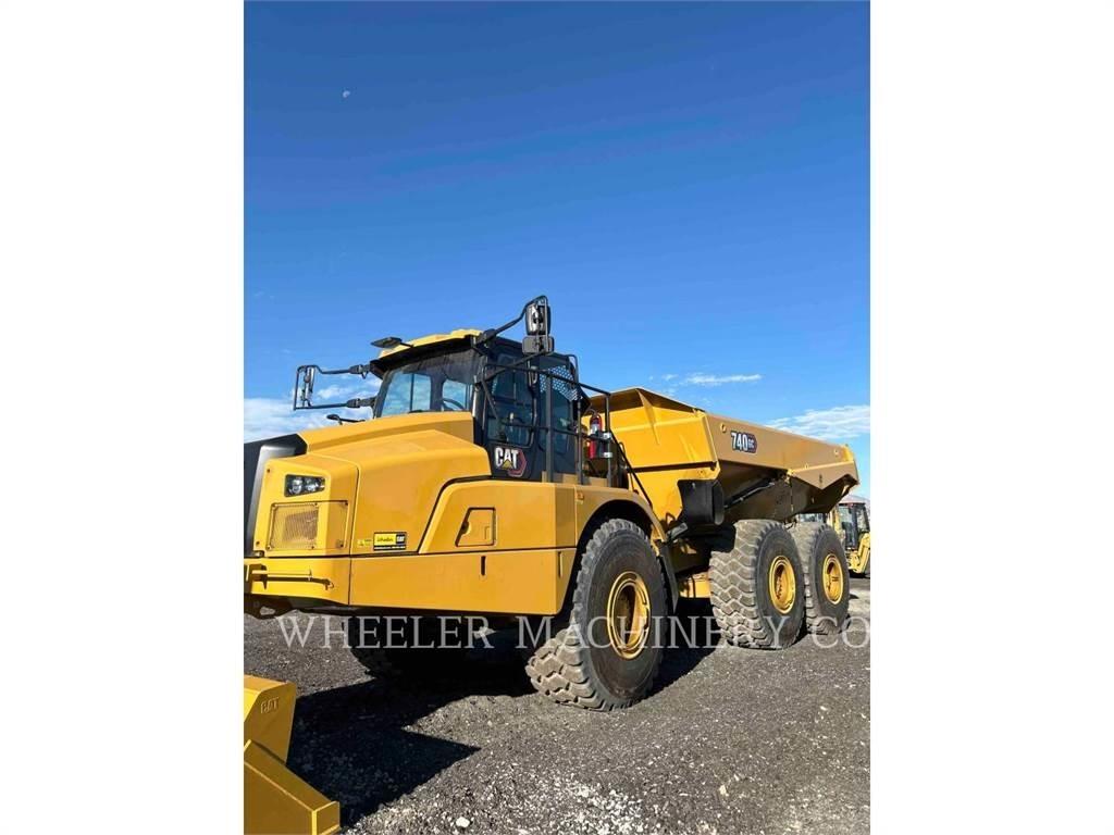 CAT 740 GC TG 鉸接式起吊車