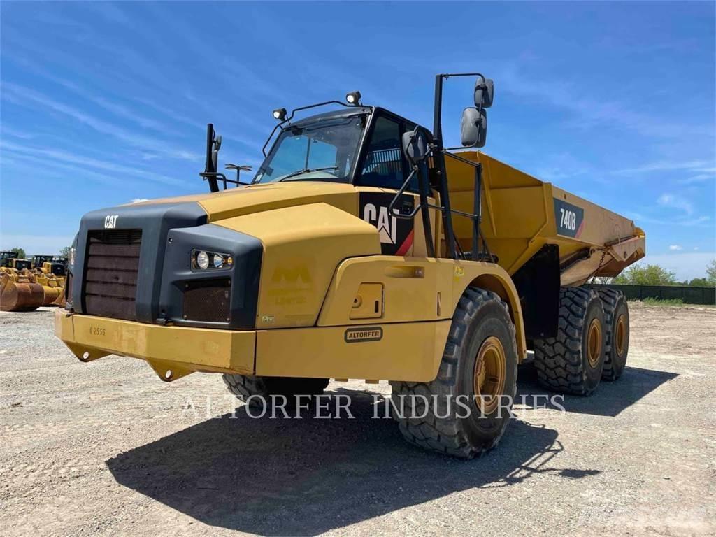 CAT 740B 鉸接式起吊車