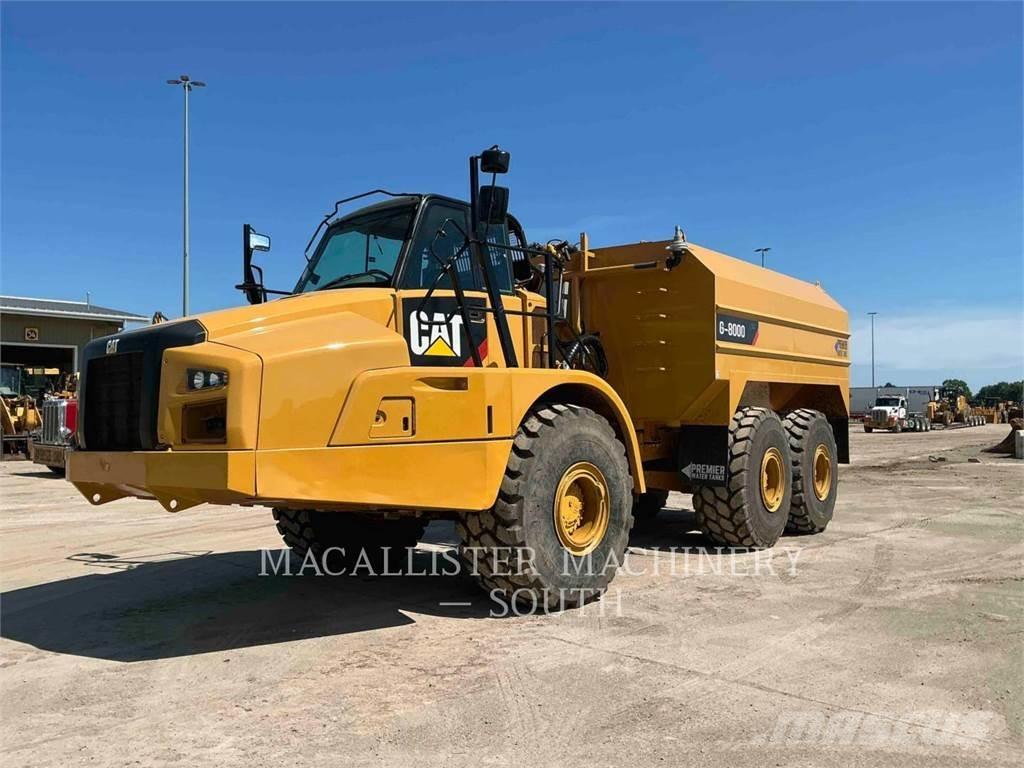 CAT 740B 鉸接式起吊車