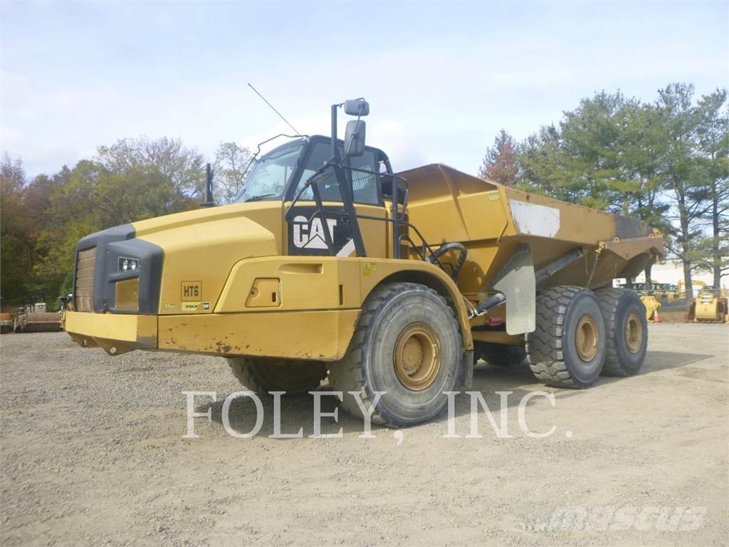 CAT 740B 鉸接式起吊車