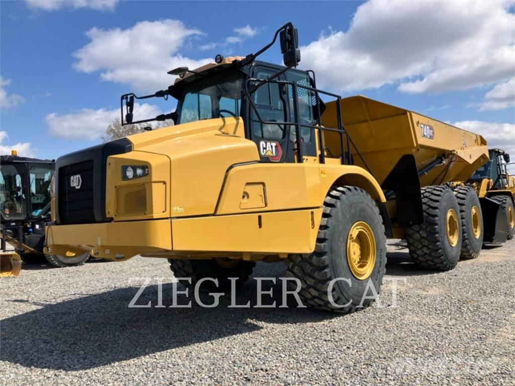 CAT 740GC 鉸接式起吊車