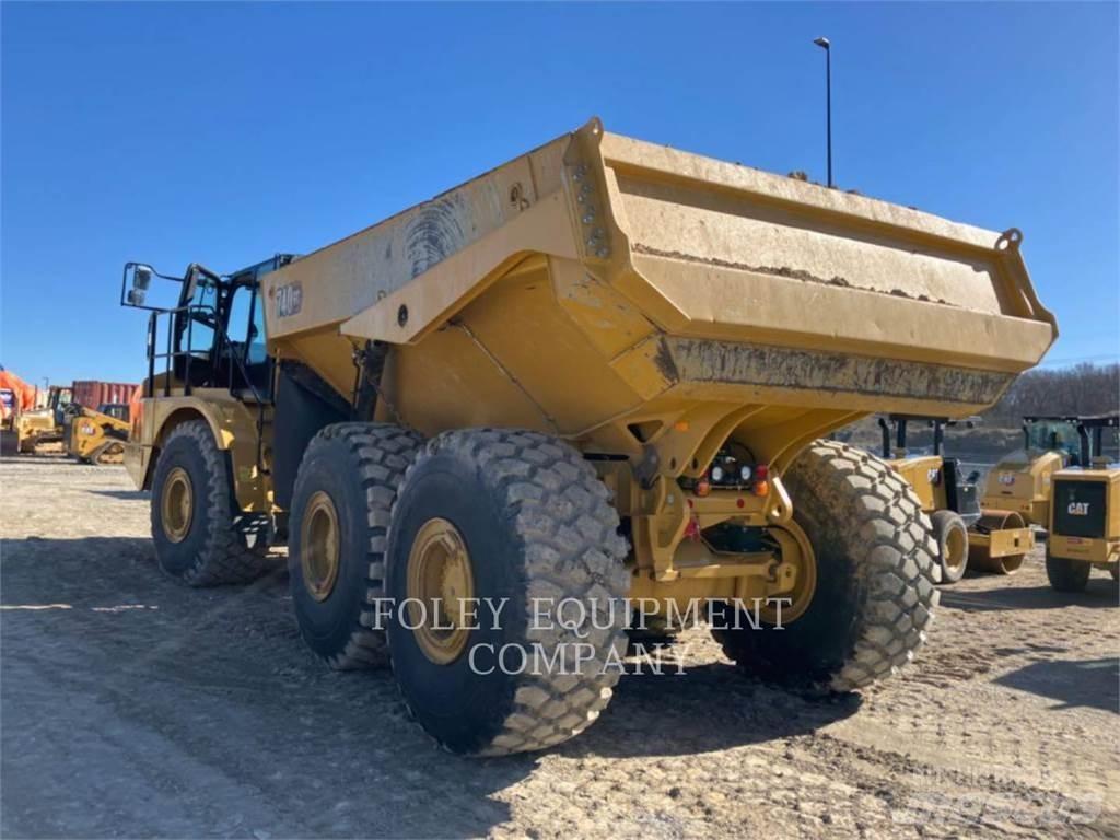 CAT 740GC-04 鉸接式起吊車