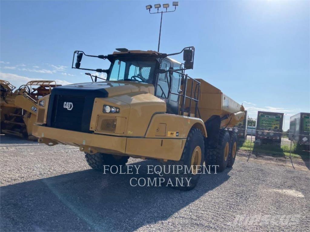 CAT 740GC-04 鉸接式起吊車