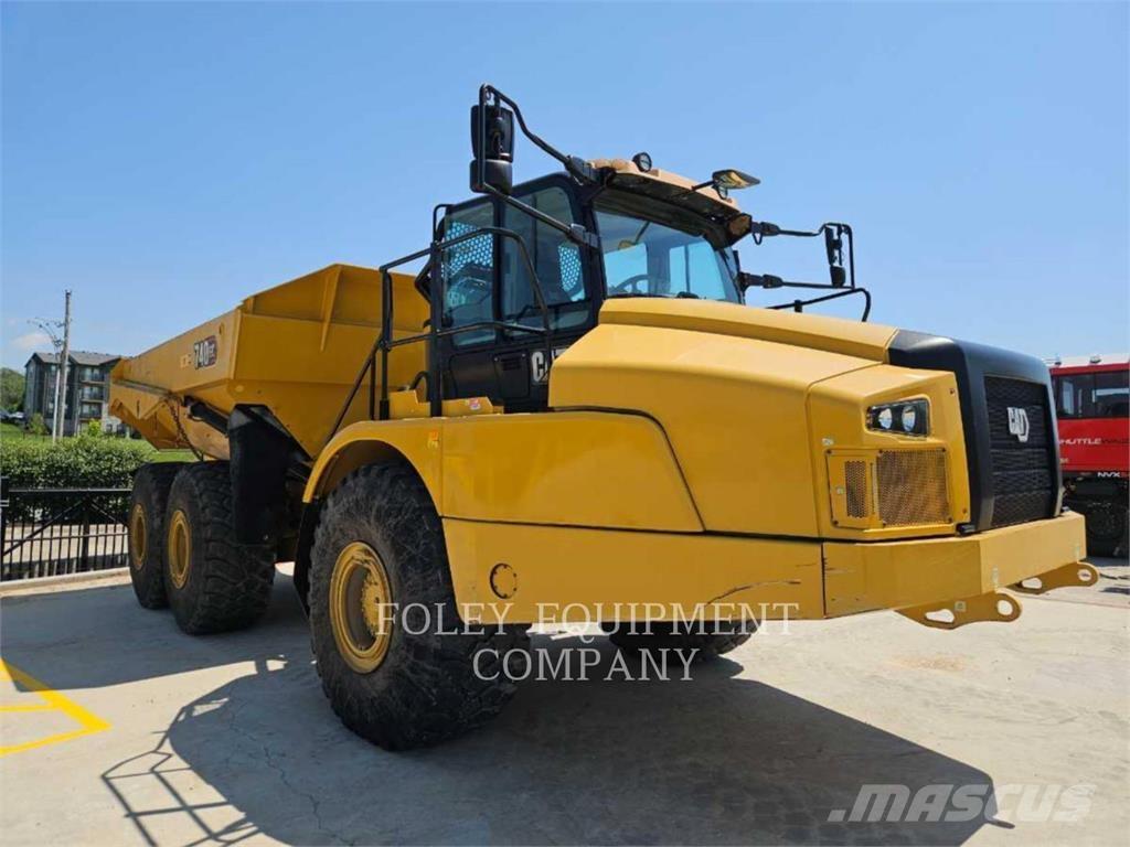 CAT 740GC-04 鉸接式起吊車