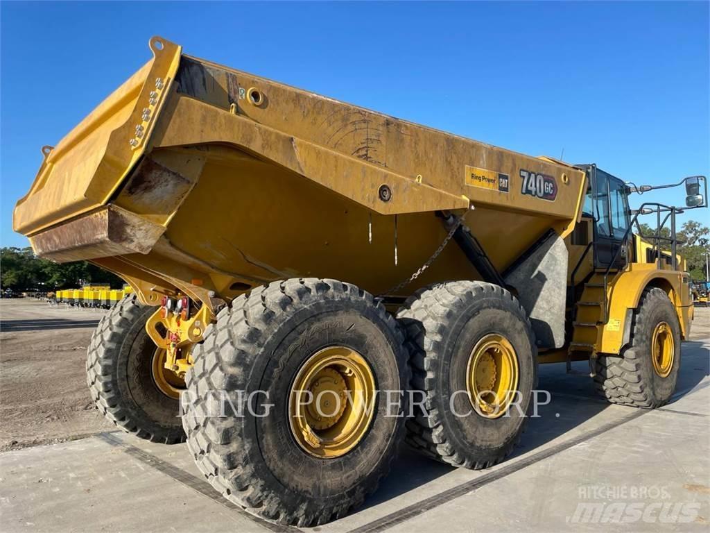 CAT 740GCTG 鉸接式起吊車