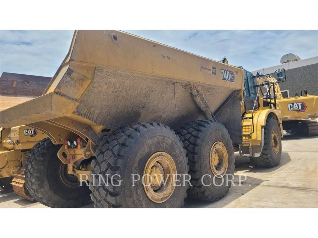 CAT 740GCTG 鉸接式起吊車