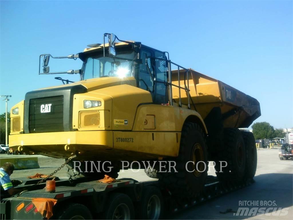 CAT 740GCTG 鉸接式起吊車
