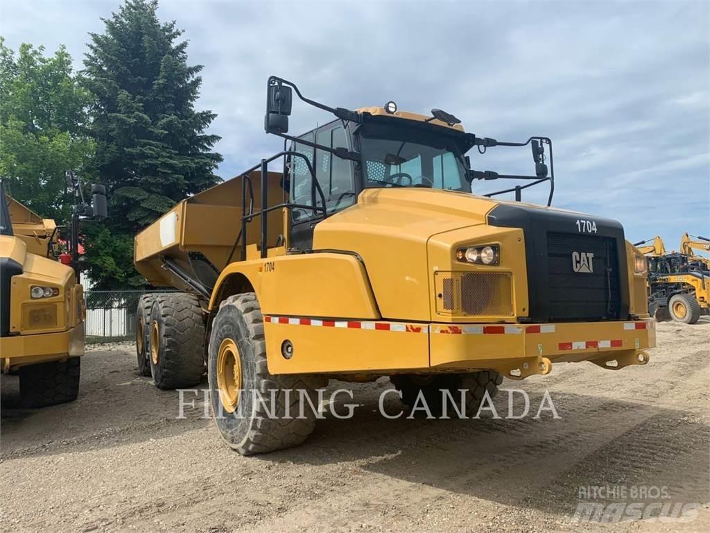 CAT 745 鉸接式起吊車