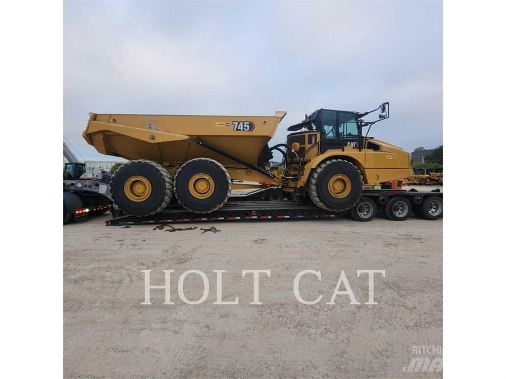 CAT 745 鉸接式起吊車