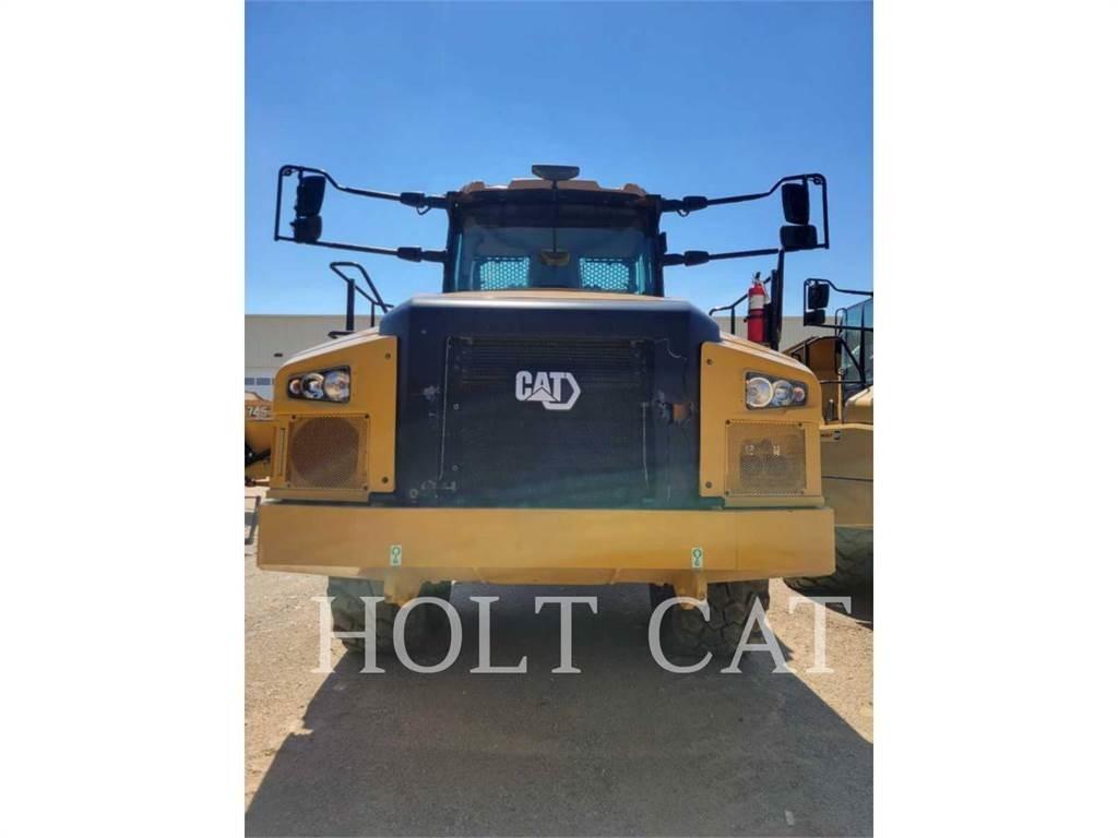 CAT 745 鉸接式起吊車