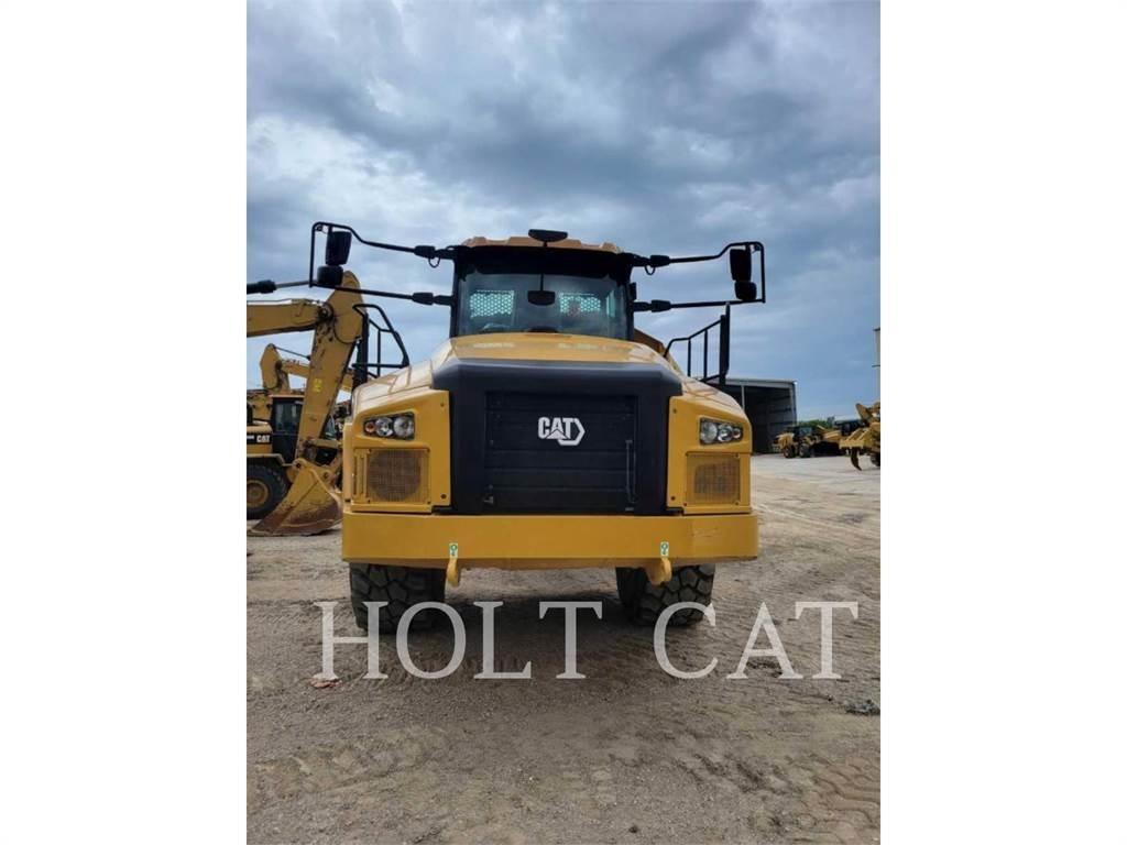 CAT 745 鉸接式起吊車