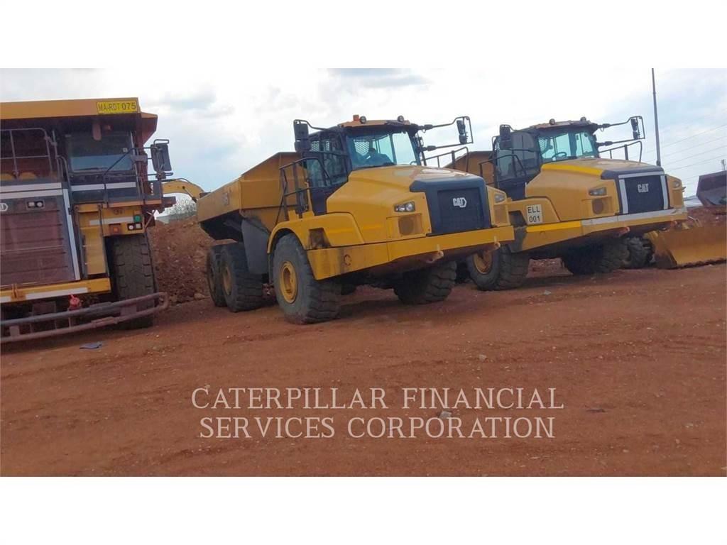 CAT 745 鉸接式起吊車