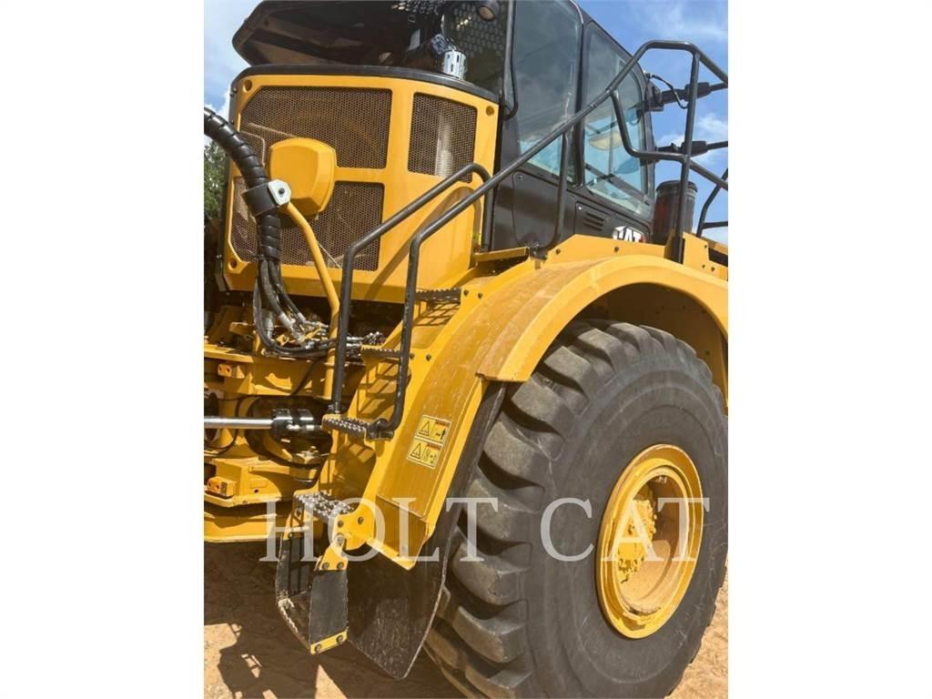 CAT 745 鉸接式起吊車