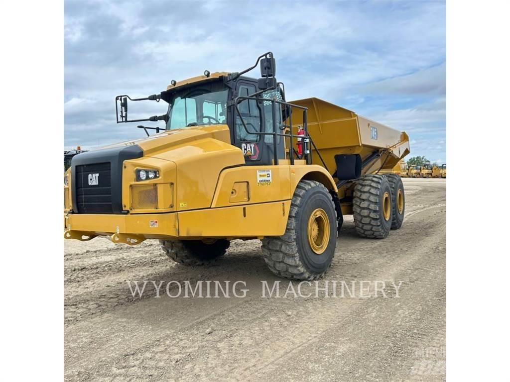 CAT 745 鉸接式起吊車