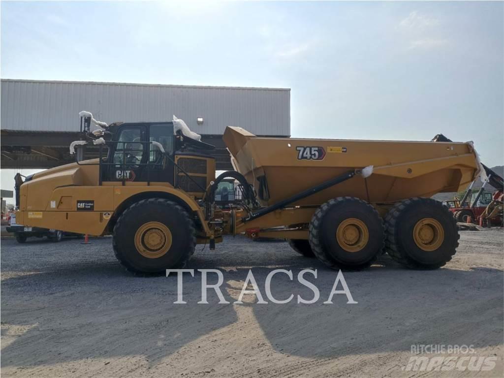 CAT 745 鉸接式起吊車