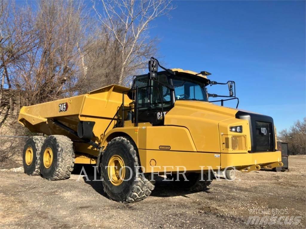 CAT 745-04 鉸接式起吊車