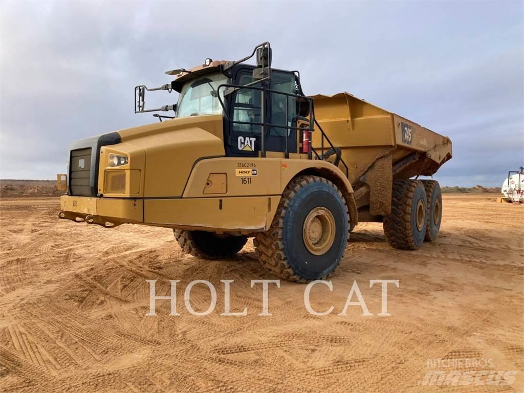 CAT 745-04 鉸接式起吊車