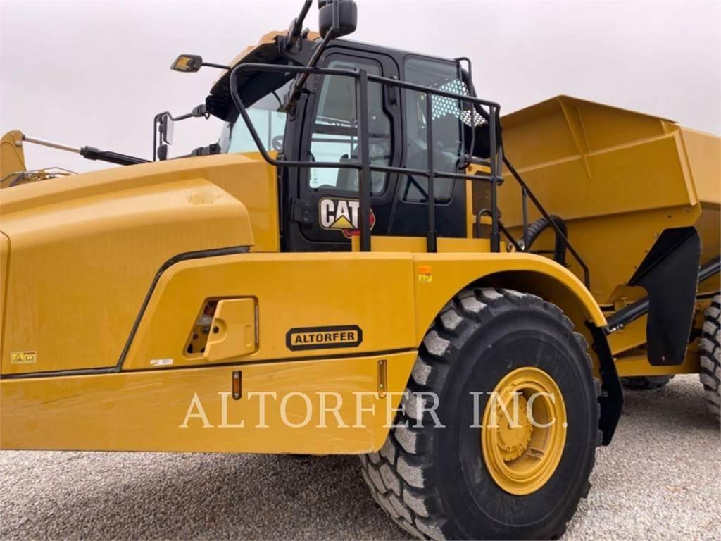CAT 745-04 鉸接式起吊車