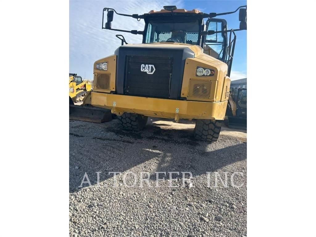 CAT 745-04 鉸接式起吊車