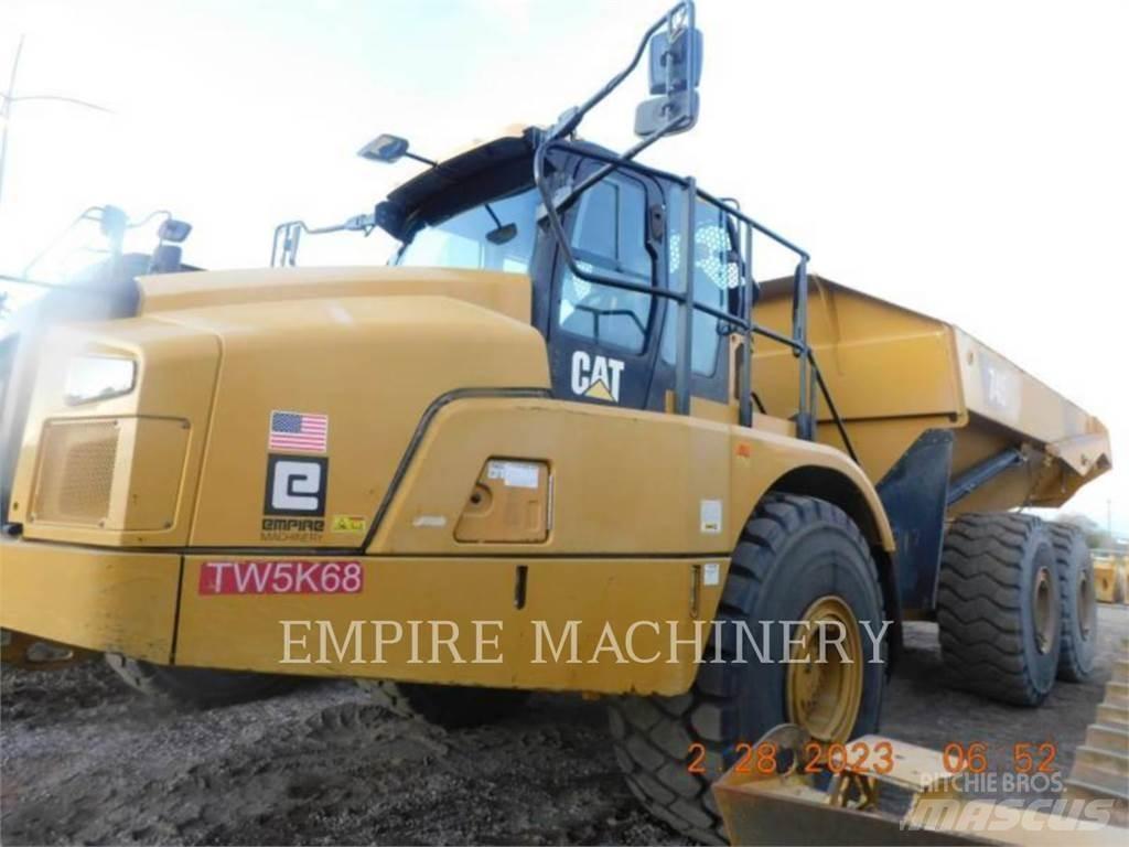 CAT 745-04 鉸接式起吊車