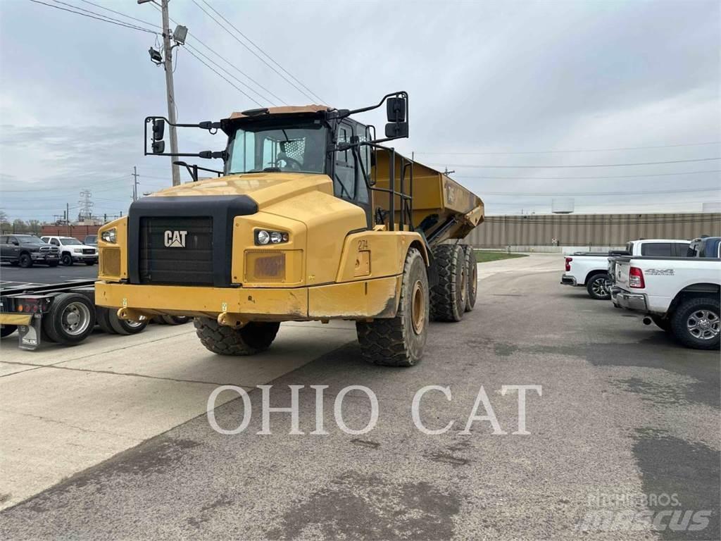 CAT 745-04 鉸接式起吊車