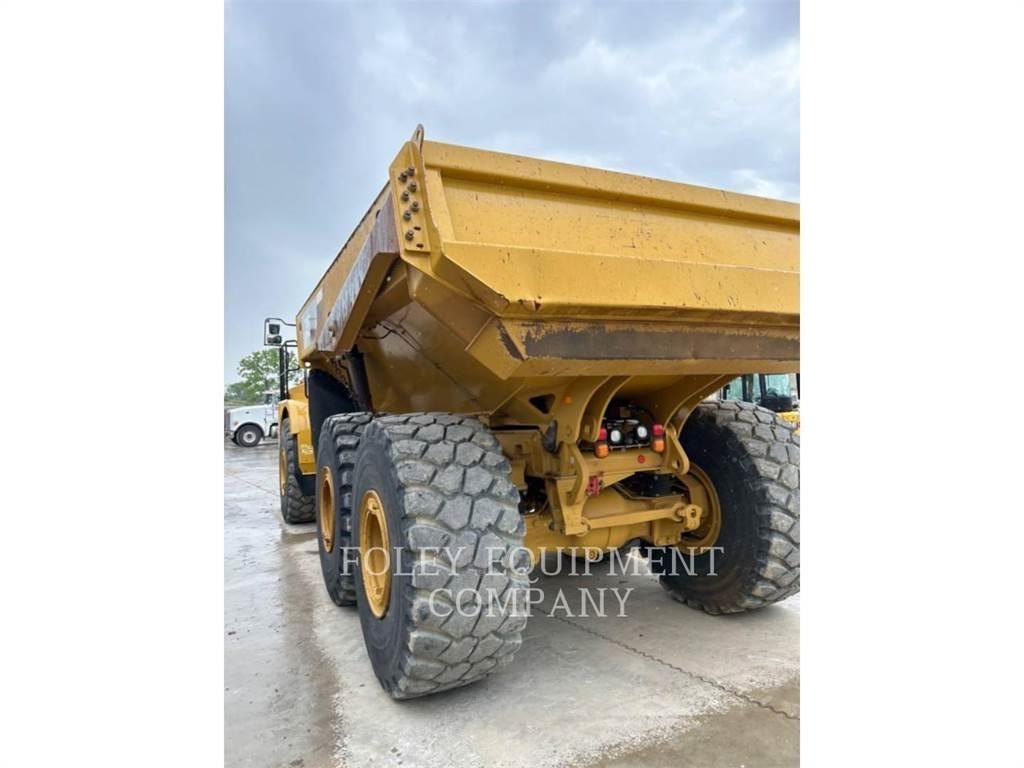 CAT 745-04 鉸接式起吊車