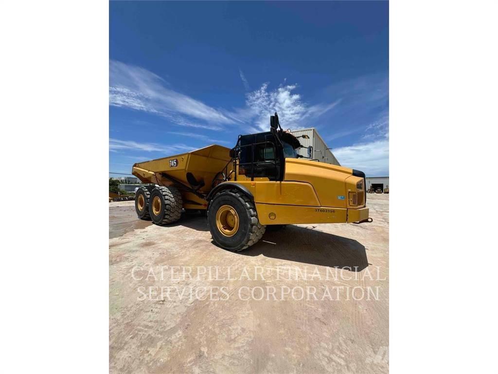 CAT 745-04 鉸接式起吊車