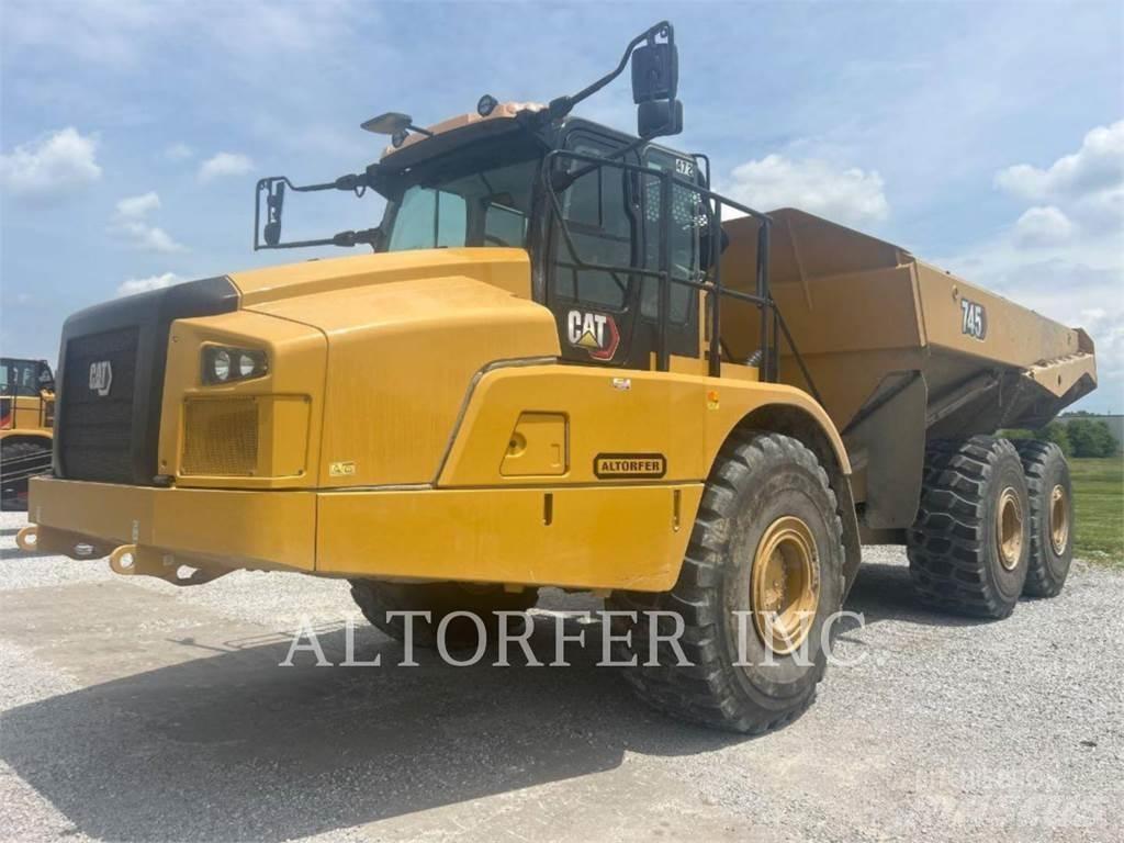 CAT 745-04 鉸接式起吊車