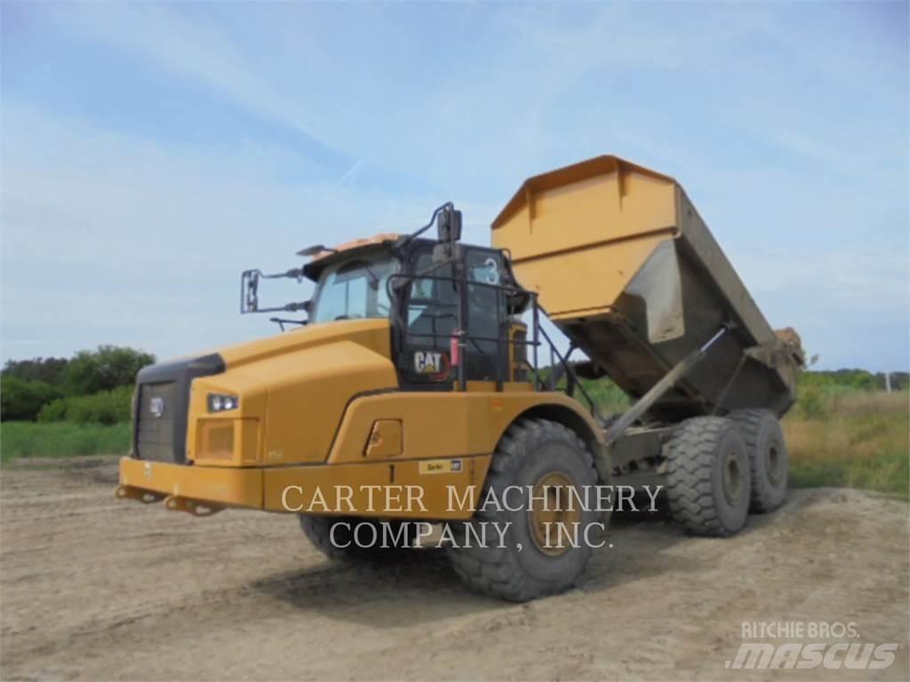 CAT 745-04 鉸接式起吊車